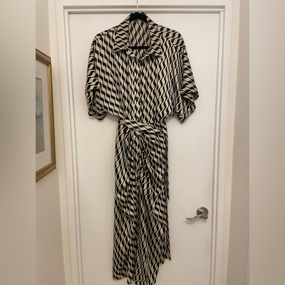 SHEIN Print Batwing Sleeve Belted Shirt Dress Maxi Satin Women Outfit - Size XL